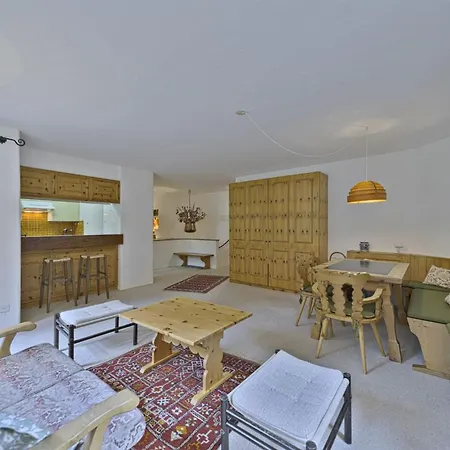 Apartment Chesa Tussilago - *