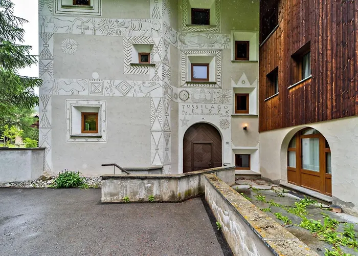 Chesa Tussilago - * La Punt-Chamues-ch